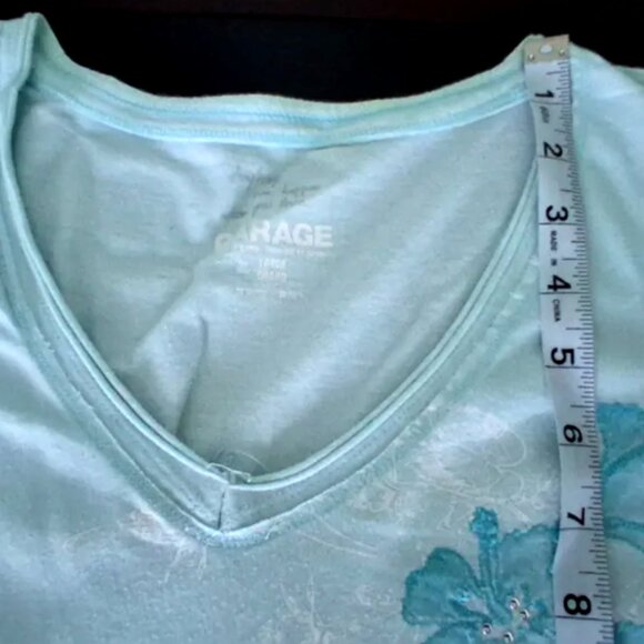 Garage Women's Sky Blue Floral Short Sleeve V-Neck Tee, Large - Picture 12 of 15